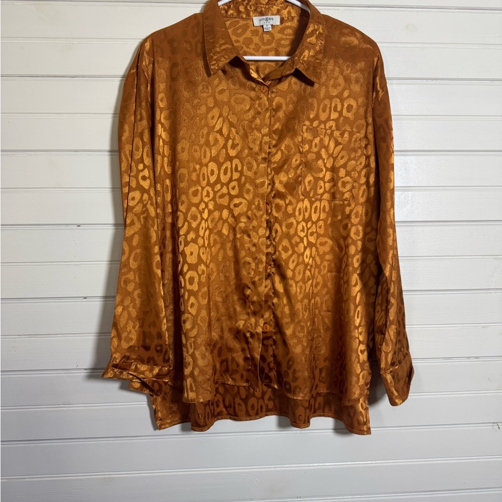 Umgee gold/orange Satin Blouse